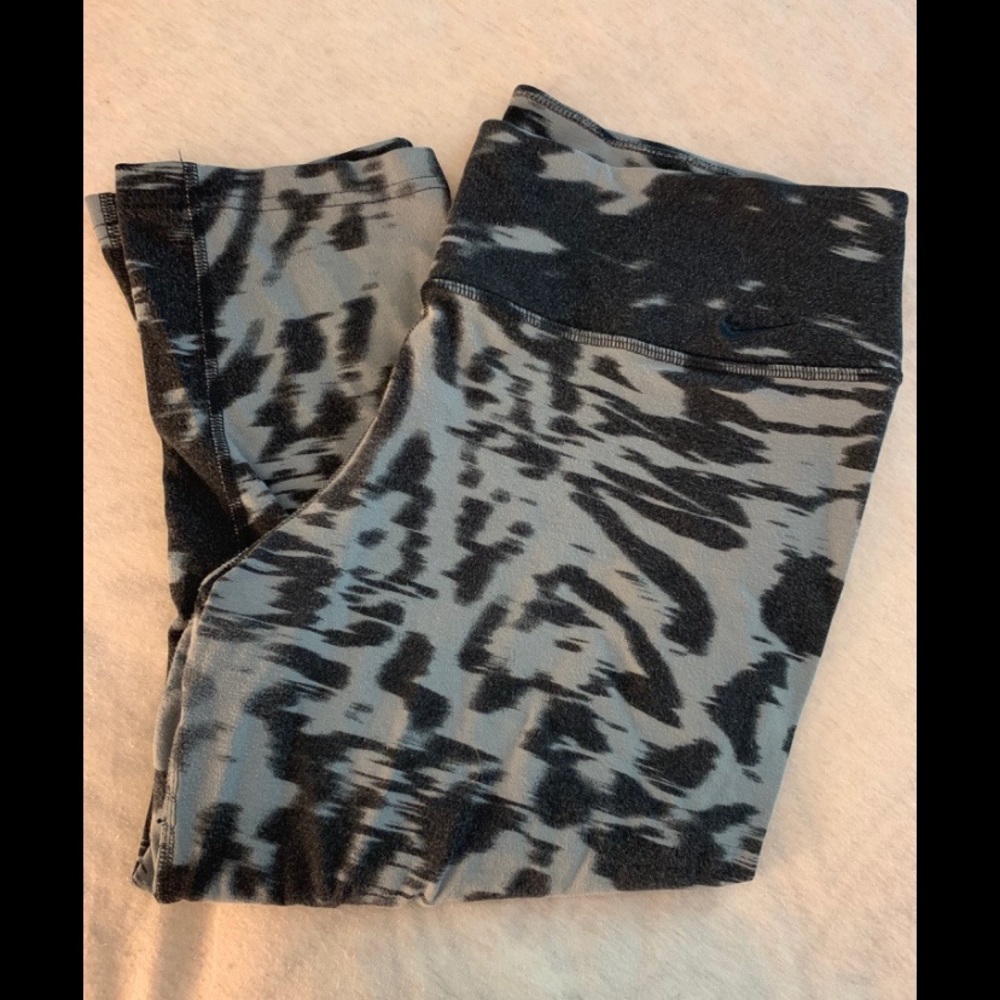 Nike Dri Fit Capris
